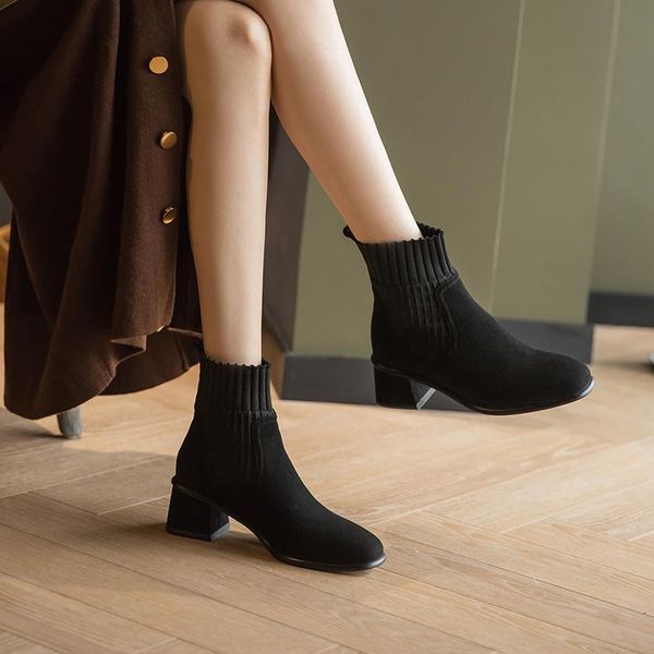 dress shoes 2021 spring and autumn leather round head boots fashion wild single female heeled short z1016, Black
dress shoes 2021 spring and autumn leather round head boots fashion wild single female heeled short z1016, Black
