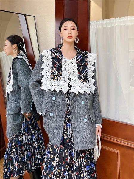 women's wool & blends design british suit collar double row button plush coat loose profile color matching and cotton, Black
women's wool & blends design british suit collar double row button plush coat loose profile color matching and cotton, Black