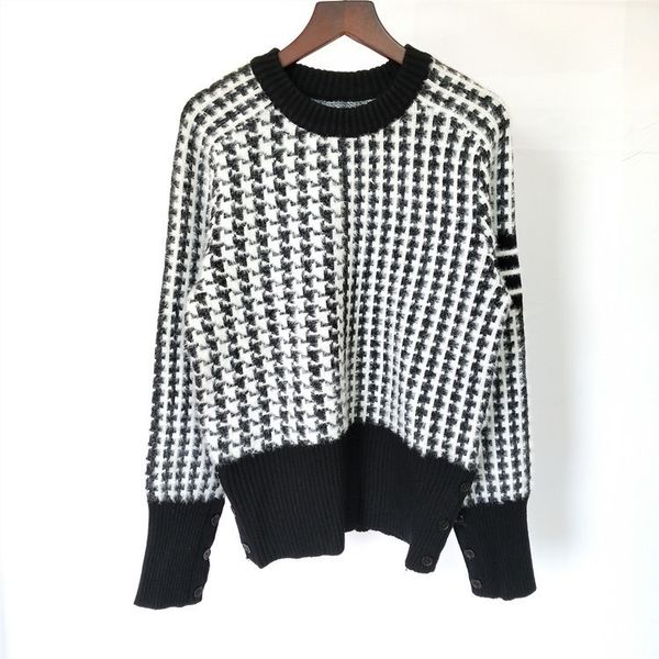 59% off factory outlet store autumn winter round neck long sleeve contrast check knitted sweater for women, White;black
