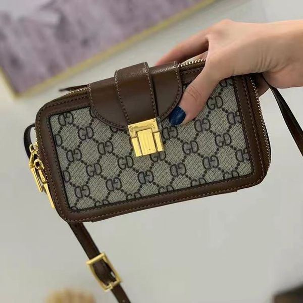 designer handbag 2021 new buckle box 614368pvc printed leather women's bag crossbody
designer handbag 2021 new buckle box 614368pvc printed leather women's bag crossbody