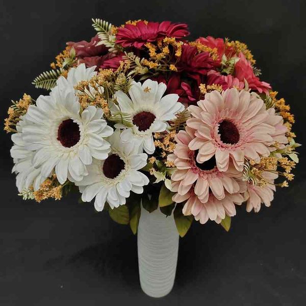 11 head chrysanthemum bouquet artificial home pgraphy decoration props simulation flower
11 head chrysanthemum bouquet artificial home pgraphy decoration props simulation flower