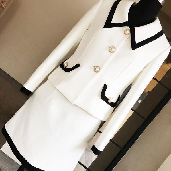 fragrance new suit small feminine short skirt suit witty two sets of foreign temperament french minority, Gray
fragrance new suit small feminine short skirt suit witty two sets of foreign temperament french minority, Gray