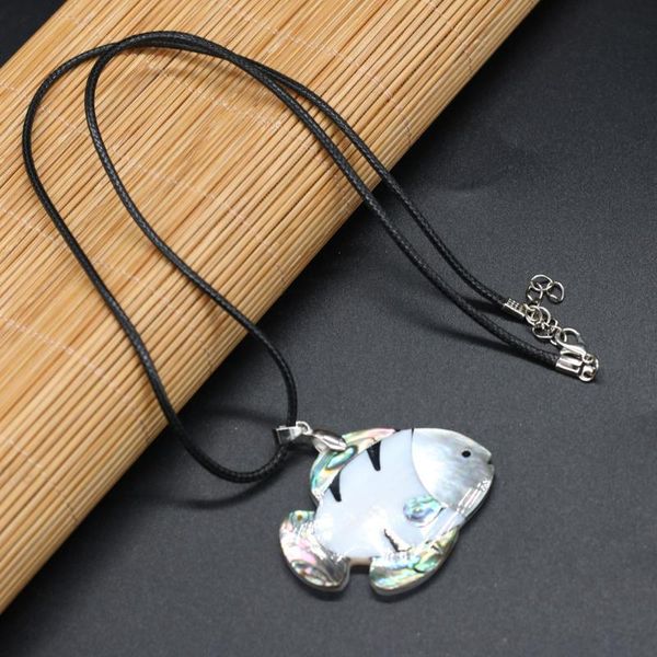 pendant necklaces -selling boutique natural shell necklace fashion high-quality jewelry chain length 55+5cm size 50x40mm, Silver
pendant necklaces -selling boutique natural shell necklace fashion high-quality jewelry chain length 55+5cm size 50x40mm, Silver
