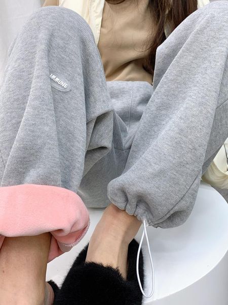 women's pants & capris gray casual straight autumn and winter fashion fleece thick sweat mop trousers, Black;white
women's pants & capris gray casual straight autumn and winter fashion fleece thick sweat mop trousers, Black;white