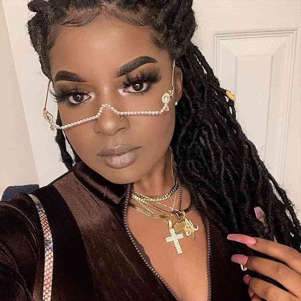 fashion eyeglasses alloy frame for women green and red gem lensless chain pendant half frame diamond glasses, White;black
fashion eyeglasses alloy frame for women green and red gem lensless chain pendant half frame diamond glasses, White;black