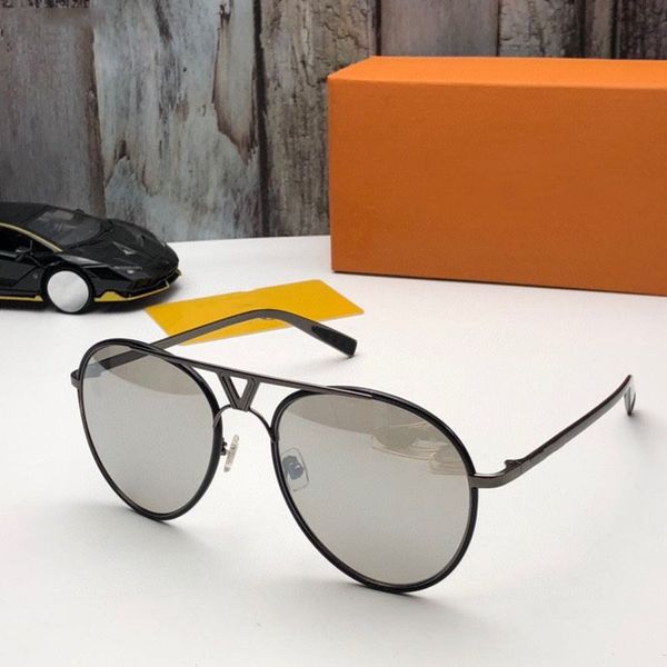 0953 original designer sunglasses for mens womens famous fashionable classic retro luxury brand eyeglass steampunk man uv400 glasses with bo, White;black
0953 original designer sunglasses for mens womens famous fashionable classic retro luxury brand eyeglass steampunk man uv400 glasses with bo, White;black