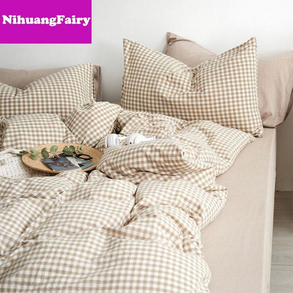 bedding sets bed home textile four-piece pure color simple washed cotton plaid quilt cover sheet pillowcase three-piece
bedding sets bed home textile four-piece pure color simple washed cotton plaid quilt cover sheet pillowcase three-piece