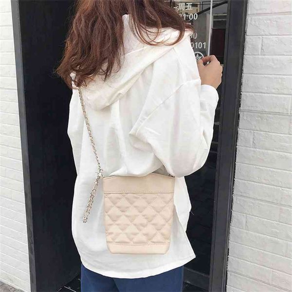 2021 korean daily rhombic zipper square single shoulder slung chain women's bag chic autumn and winter temperament small fragrance
2021 korean daily rhombic zipper square single shoulder slung chain women's bag chic autumn and winter temperament small fragrance