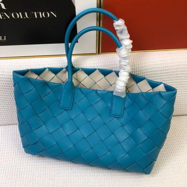 large capacity tote handbag luxury big brand shopping bag women handbags women's bags 2021 ladies hand-woven 100% genuine leather veget
large capacity tote handbag luxury big brand shopping bag women handbags women's bags 2021 ladies hand-woven 100% genuine leather veget