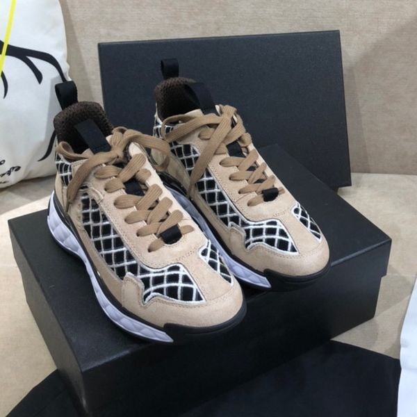 2021s paris brand vintage platform shoes luxurys designers shoes real leather boots sheepskin sneakers women sport trainers flat chaussures, Black
2021s paris brand vintage platform shoes luxurys designers shoes real leather boots sheepskin sneakers women sport trainers flat chaussures, Black