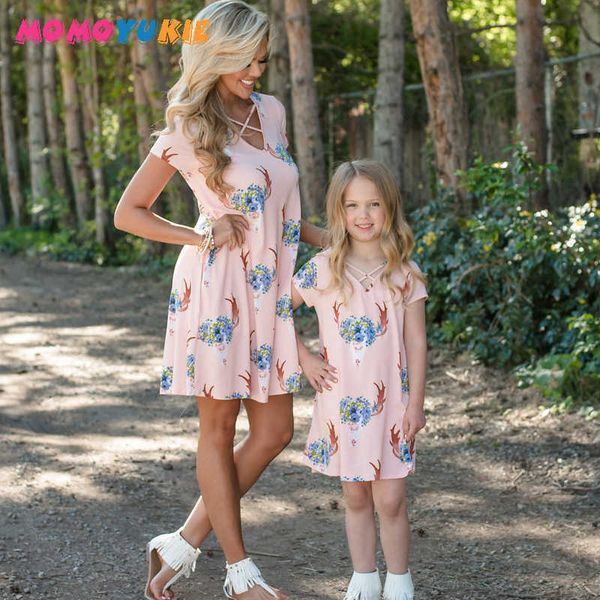 mother daughter outfits family look 2 color floral print v-neck mom and girl matching a-line dress evening mama and baby dresses 210713, Blue
mother daughter outfits family look 2 color floral print v-neck mom and girl matching a-line dress evening mama and baby dresses 210713, Blue