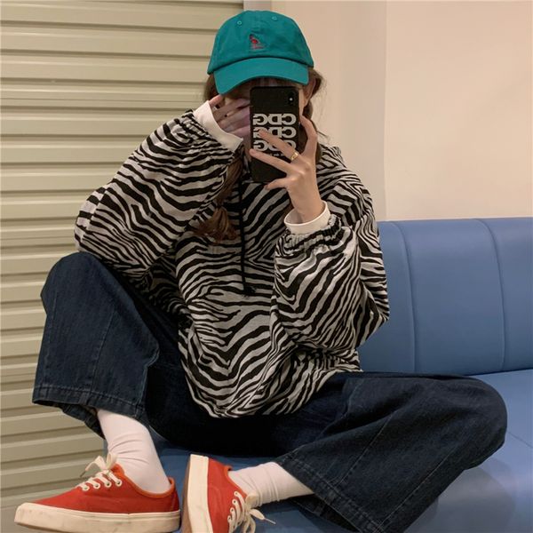 2021 new harajuku style loose zebra print drop-shoulder sleeve sweatshirt autumn fashion bdyi, Black
2021 new harajuku style loose zebra print drop-shoulder sleeve sweatshirt autumn fashion bdyi, Black