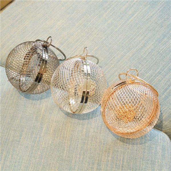 luxury metal hollowed out ball dinner fashion evening party portable straddle women's bag
luxury metal hollowed out ball dinner fashion evening party portable straddle women's bag