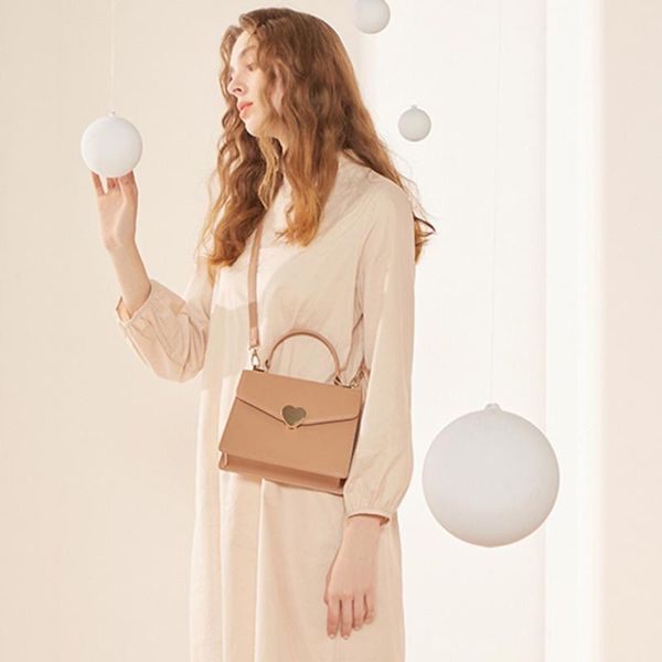 evening bags woman single shoulder style portable package satchel luxury women messenger leather handbags designer ladies hand beach bag
evening bags woman single shoulder style portable package satchel luxury women messenger leather handbags designer ladies hand beach bag