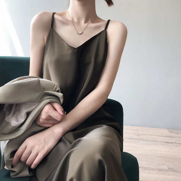 close summer v-neck sleeveless vintage satin a-line long boho elegant women vestidos qcxf, Black;gray
close summer v-neck sleeveless vintage satin a-line long boho elegant women vestidos qcxf, Black;gray