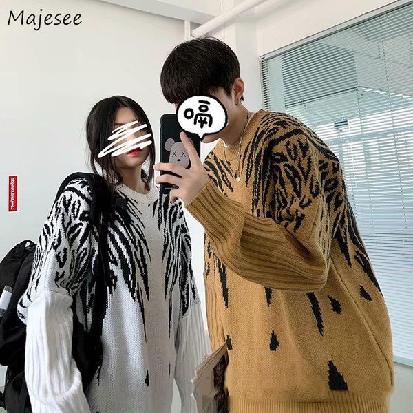 men's sweaters autumn winter men pullovers patchwork thick warm soft couple harajuku printed retro loose simple hip hop trendy chic, White;black
men's sweaters autumn winter men pullovers patchwork thick warm soft couple harajuku printed retro loose simple hip hop trendy chic, White;black