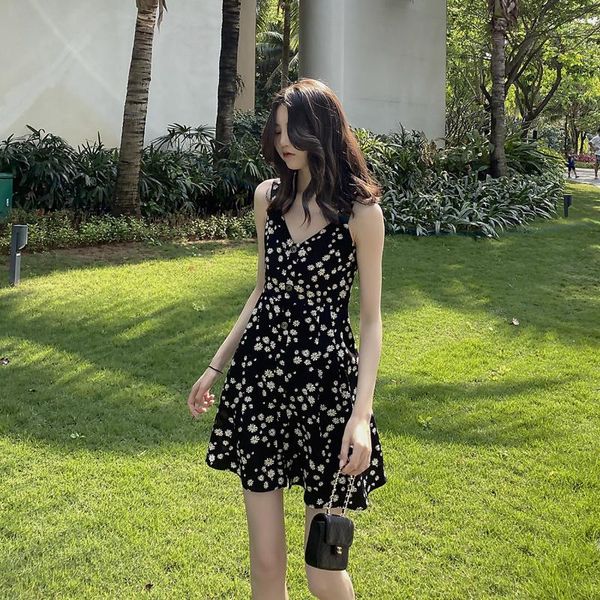 casual dresses summer mori style black small fresh little daisy chiffon floral strap dress for women slimming, Black;gray
casual dresses summer mori style black small fresh little daisy chiffon floral strap dress for women slimming, Black;gray