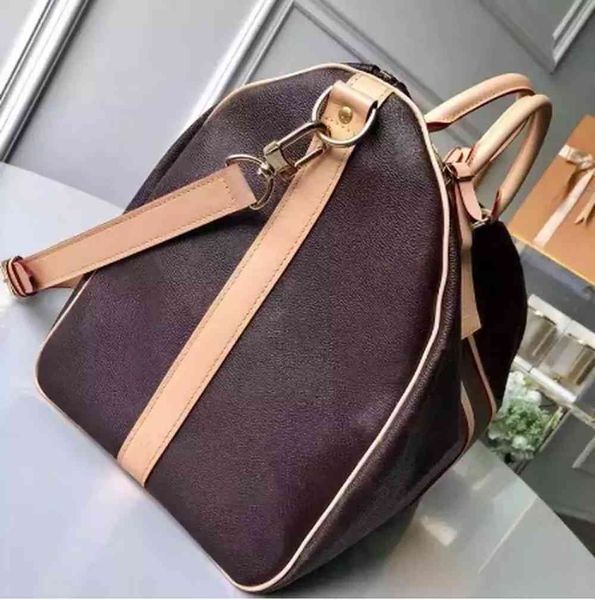 design hand luxury designer fashion female luggage large size keepall genuine leather travel bag
design hand luxury designer fashion female luggage large size keepall genuine leather travel bag