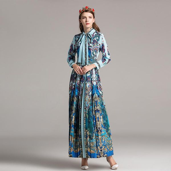 casual dresses europe station 2021 early spring women's wear line of dress with a bow floral print holiday dress., Black;gray
casual dresses europe station 2021 early spring women's wear line of dress with a bow floral print holiday dress., Black;gray