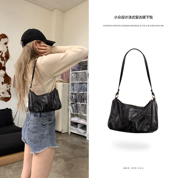 shoulder bags fashion retro bag french niche baguette simple handbag 2021 all-match female underarm
shoulder bags fashion retro bag french niche baguette simple handbag 2021 all-match female underarm