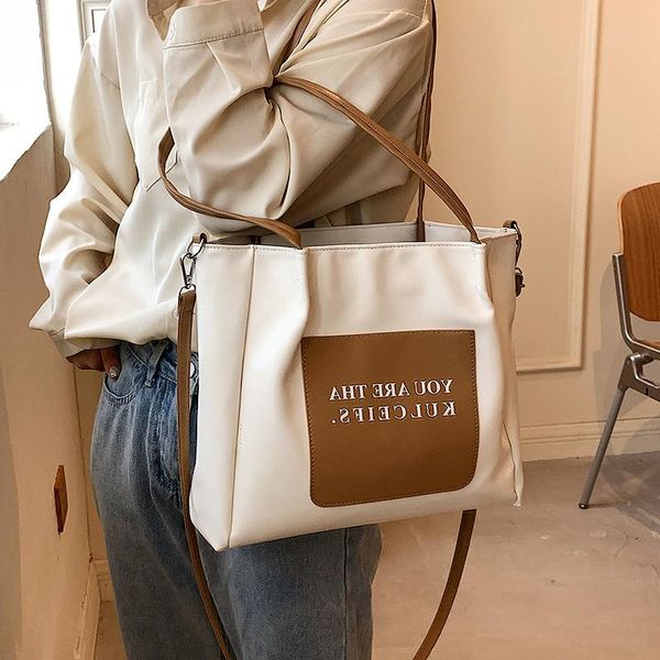 evening bags niche design large-capacity bag women fashion underarm messenger student class tote shoulder width: 35cm
evening bags niche design large-capacity bag women fashion underarm messenger student class tote shoulder width: 35cm