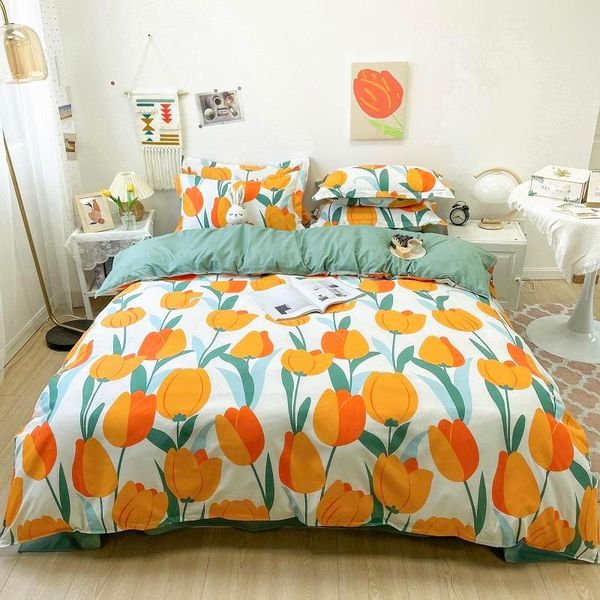 bedding sets set king size turmeric flower pattern quilt covers for double bed solid color flat sheet with pillowcase
bedding sets set king size turmeric flower pattern quilt covers for double bed solid color flat sheet with pillowcase