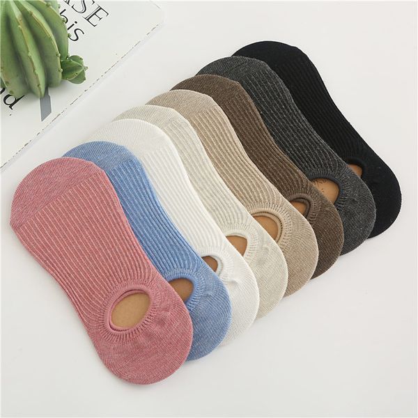 spring and summer double needle vertical strip shallow mouth ship all cotton heel sile non slip women' invisible socks, Red;black
spring and summer double needle vertical strip shallow mouth ship all cotton heel sile non slip women' invisible socks, Red;black