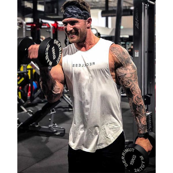 2021 fashion gym clothing tank fast fitness mouwlless solid vest loose training men, White;black
2021 fashion gym clothing tank fast fitness mouwlless solid vest loose training men, White;black