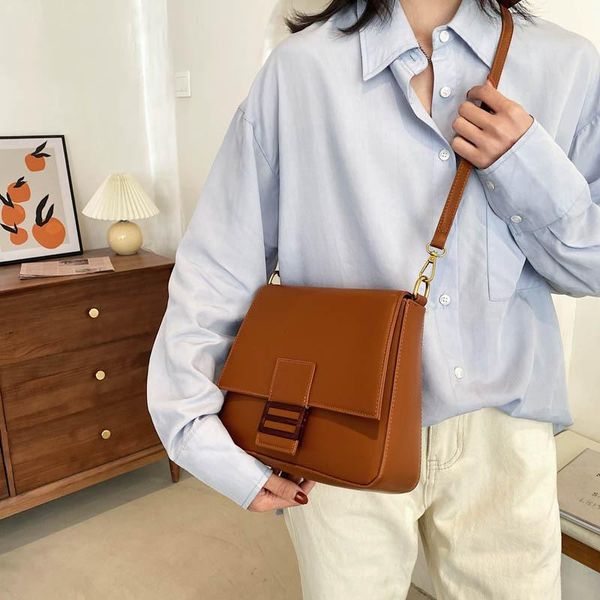 shoulder bags retro bag female 2021 spring all-match one-shoulder underarm fashion explosion style flap messenger small handbags
shoulder bags retro bag female 2021 spring all-match one-shoulder underarm fashion explosion style flap messenger small handbags
