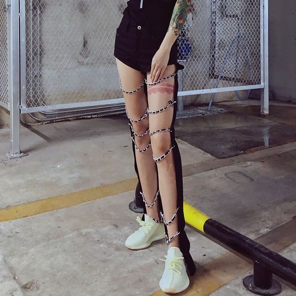 hollow out chains patchwork denim pants women high waist big size jeans female korean 2021 spring new tide, Black;white
hollow out chains patchwork denim pants women high waist big size jeans female korean 2021 spring new tide, Black;white