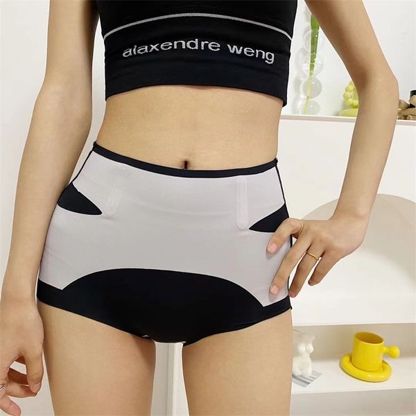 high waisted shark skin leggings women's shorts suspension summer yoga thin style kaka traceless barbie abdomen and buttocks pants, Black
high waisted shark skin leggings women's shorts suspension summer yoga thin style kaka traceless barbie abdomen and buttocks pants, Black