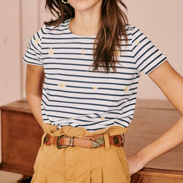 2021 new daisy embroidery t shirt women summer rounded neck short sleeve casual white shirts vintage chic tees tunic rhyc
2021 new daisy embroidery t shirt women summer rounded neck short sleeve casual white shirts vintage chic tees tunic rhyc