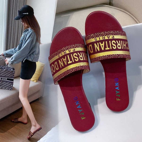 sandals slipperseuropean flat slippers 2021 new thick heel fashion flip flopluxurys designers zlyzly, Black
sandals slipperseuropean flat slippers 2021 new thick heel fashion flip flopluxurys designers zlyzly, Black