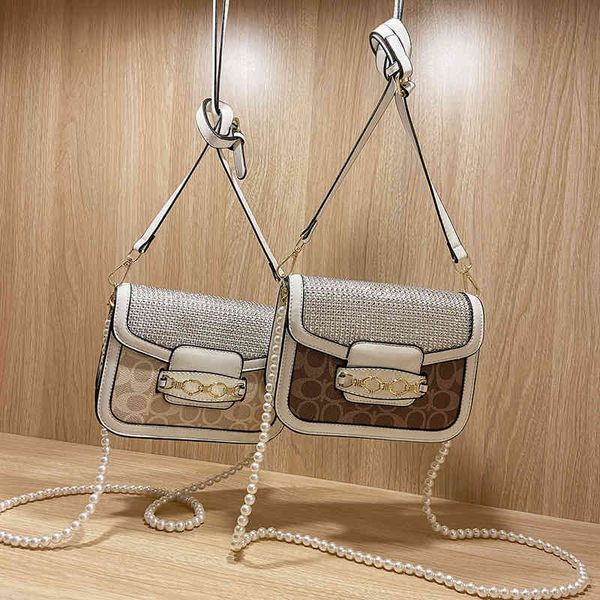 70% off color contrast new saddle fashion shoulder bag underarm women's simple personality trend flip messenger bag temperament 4ywi
70% off color contrast new saddle fashion shoulder bag underarm women's simple personality trend flip messenger bag temperament 4ywi