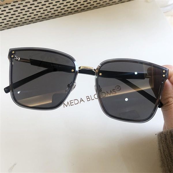 sunglasses fashion brand ladies 2021 large tinted glasses travel vacation black square women summer classy eyewear un, White;black
sunglasses fashion brand ladies 2021 large tinted glasses travel vacation black square women summer classy eyewear un, White;black