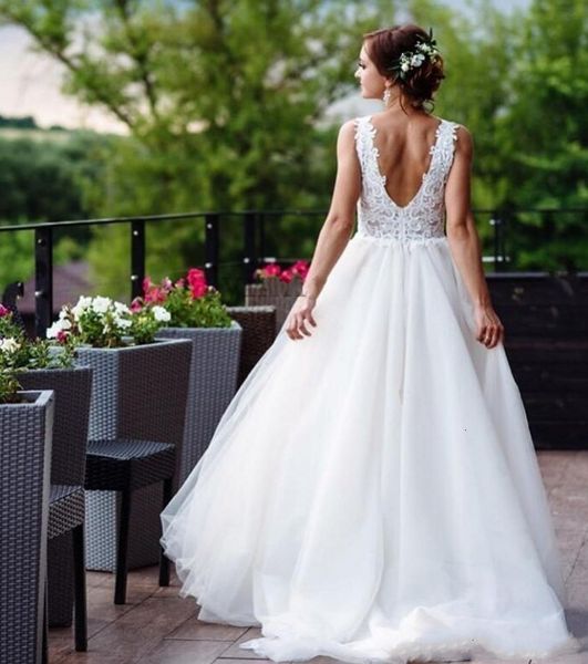 2021 country new wedding es v neck backless sweep train appliques beads garden beach boho bridal gowns vestidos de novia uesq, White
2021 country new wedding es v neck backless sweep train appliques beads garden beach boho bridal gowns vestidos de novia uesq, White