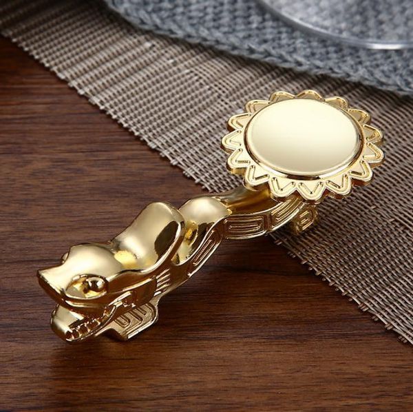 100 pcs alloy silver and gold color dragon shaped chopstick holder rest decoration for table chinese dragon chopstick holder
100 pcs alloy silver and gold color dragon shaped chopstick holder rest decoration for table chinese dragon chopstick holder