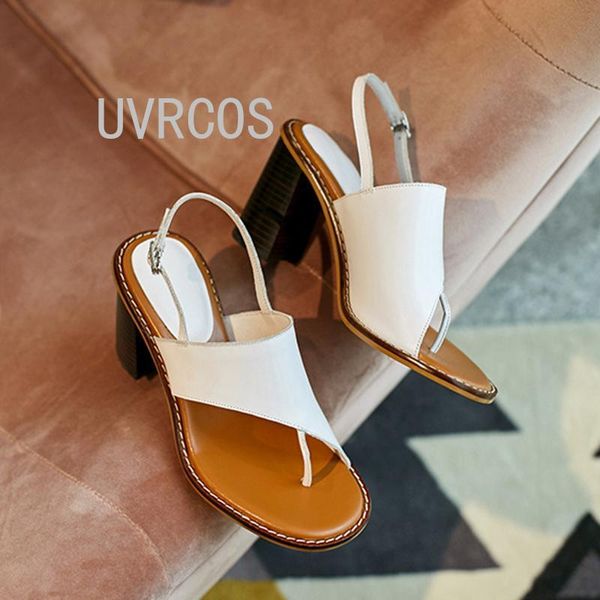 dress shoes ankle strap sandals women thick heels flip flops one word buckle clip toe elegant sandal female casual 2021 summer fashion, Black
dress shoes ankle strap sandals women thick heels flip flops one word buckle clip toe elegant sandal female casual 2021 summer fashion, Black