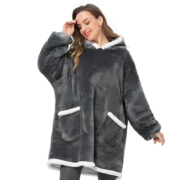 super long flanelling blankets with mouwen winter oversized hoodies sweatshirt women men trui giant tv hoodie cobertor 2513, Black;green
super long flanelling blankets with mouwen winter oversized hoodies sweatshirt women men trui giant tv hoodie cobertor 2513, Black;green