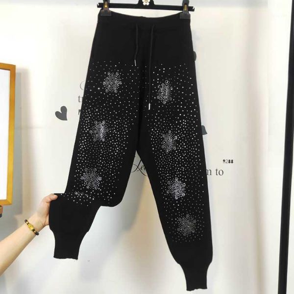 women's pants & capris casual heavy diamond beading elastic waist striped knitted slim harem long trousers, Black;white
women's pants & capris casual heavy diamond beading elastic waist striped knitted slim harem long trousers, Black;white