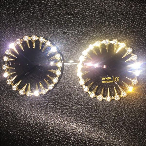 decorated shades sunglasses bling uv400 punk women rhinestone sun glasses crystal women eyewear diamond vintage euwip, White;black
decorated shades sunglasses bling uv400 punk women rhinestone sun glasses crystal women eyewear diamond vintage euwip, White;black