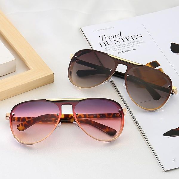 sunglasses 2021 trend vintage women men uv400 driving glasses luxury, White;black
sunglasses 2021 trend vintage women men uv400 driving glasses luxury, White;black