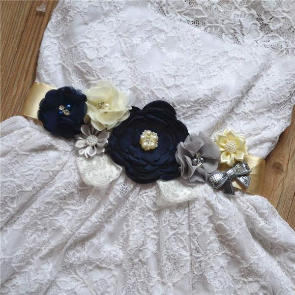 belts 2021 the korean version of famous lady, bride, pregnant woman, flower picture belt,, Black;brown
belts 2021 the korean version of famous lady, bride, pregnant woman, flower picture belt,, Black;brown