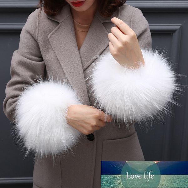 cuff-like fur glove windproof cuff sleeve bracelet ike hair cute wrist sleeve winter women factory price expert design quality latest style, Blue;gray
cuff-like fur glove windproof cuff sleeve bracelet ike hair cute wrist sleeve winter women factory price expert design quality latest style, Blue;gray