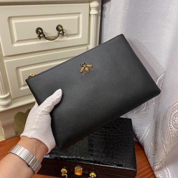 luxury designer men's clutch bag business card holder wallet lady cosmetic envelope handbag classic leather fashion belt box, Red;black
luxury designer men's clutch bag business card holder wallet lady cosmetic envelope handbag classic leather fashion belt box, Red;black