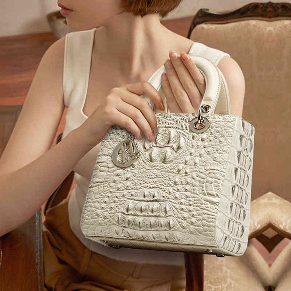 tide brand female summer 2021 new fashion portable small square bag high-grade foreign style single shoulder messenger princess
tide brand female summer 2021 new fashion portable small square bag high-grade foreign style single shoulder messenger princess