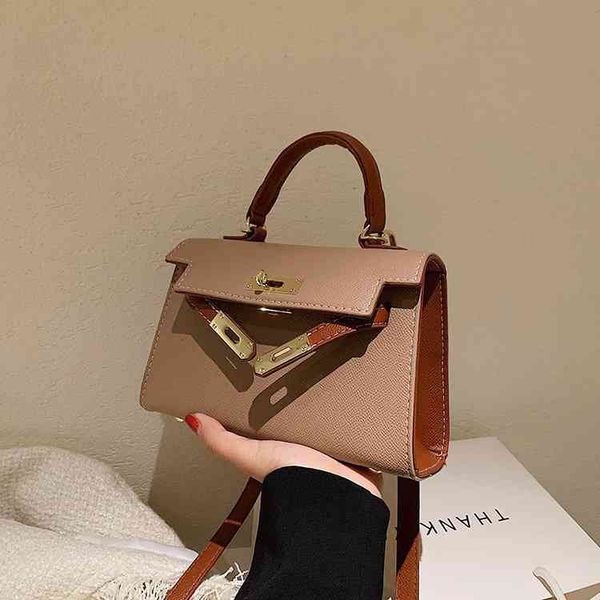 bags handbags wallets korean fashion women's simple single shoulder messenger lock small square texture hand, Black;red
bags handbags wallets korean fashion women's simple single shoulder messenger lock small square texture hand, Black;red