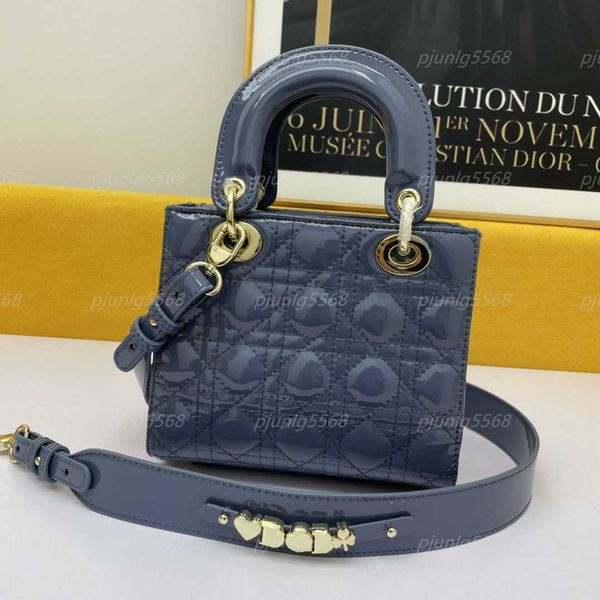 5a tartan designers bags new luxury handbags wallets ladies shoulder bags embroidery crossbody bag saddle badge more color
5a tartan designers bags new luxury handbags wallets ladies shoulder bags embroidery crossbody bag saddle badge more color
