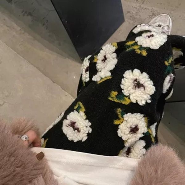 skirts 3 d flower skirt winter woolen thickened mid-length female autumn and loose casual, Black
skirts 3 d flower skirt winter woolen thickened mid-length female autumn and loose casual, Black