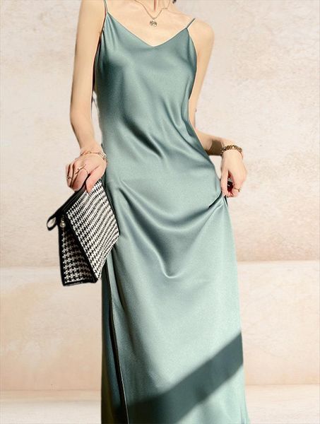 satin slip sundress casual women dress maxi halte backless prom petticoat vestido vestidos robes, Black;gray
satin slip sundress casual women dress maxi halte backless prom petticoat vestido vestidos robes, Black;gray